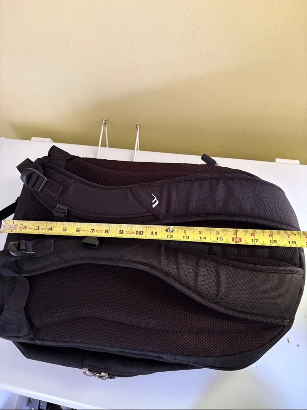 Brenthaven Black Nylon Clamshell X-ray Friendly Laptop Travel Bag